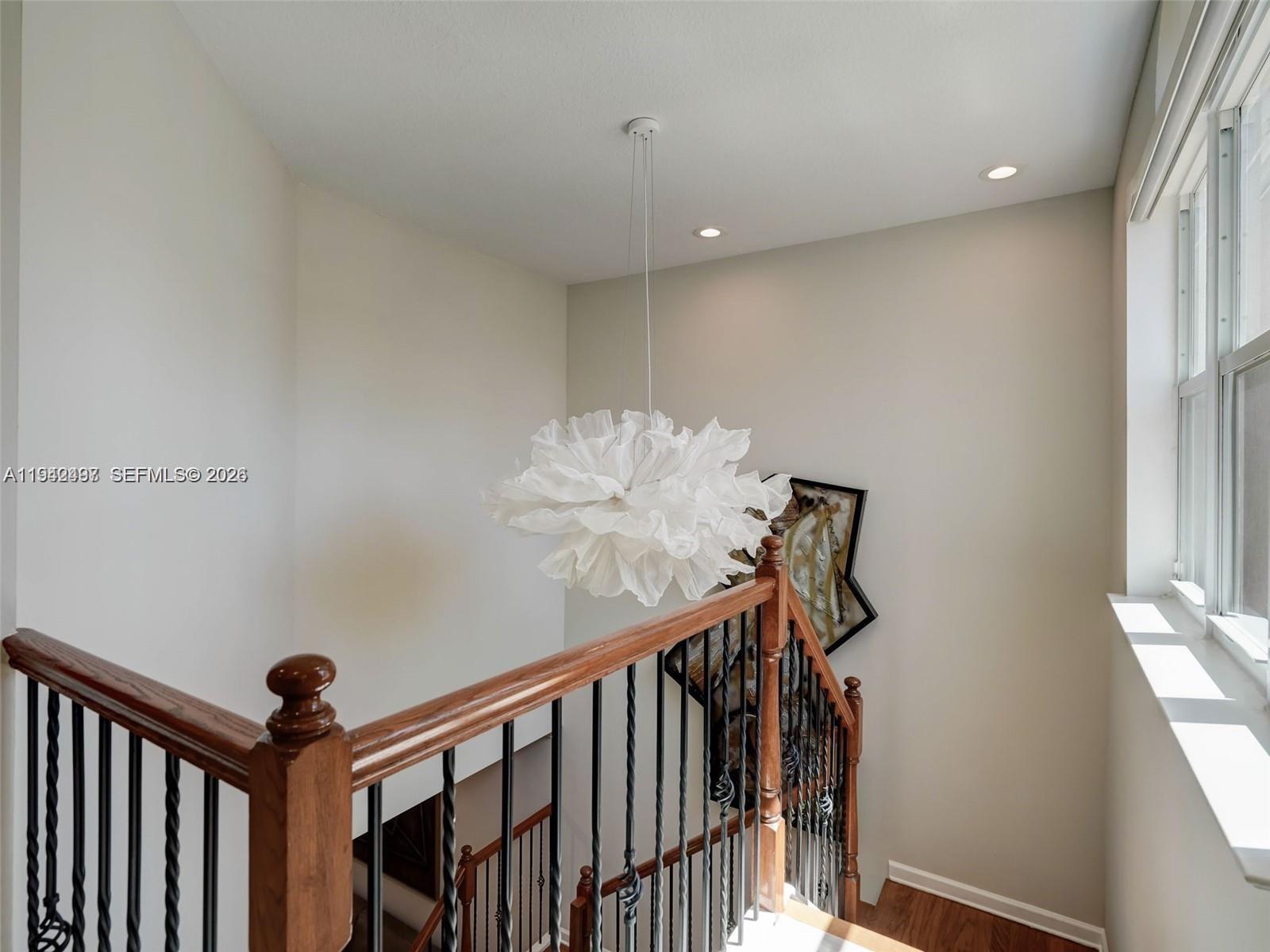 963 S Harbor View S Property Photo 15