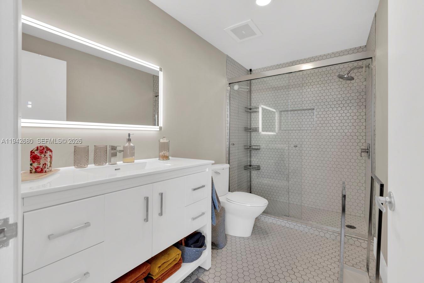 3029 Ne 188 Street 711 Property Photo 19