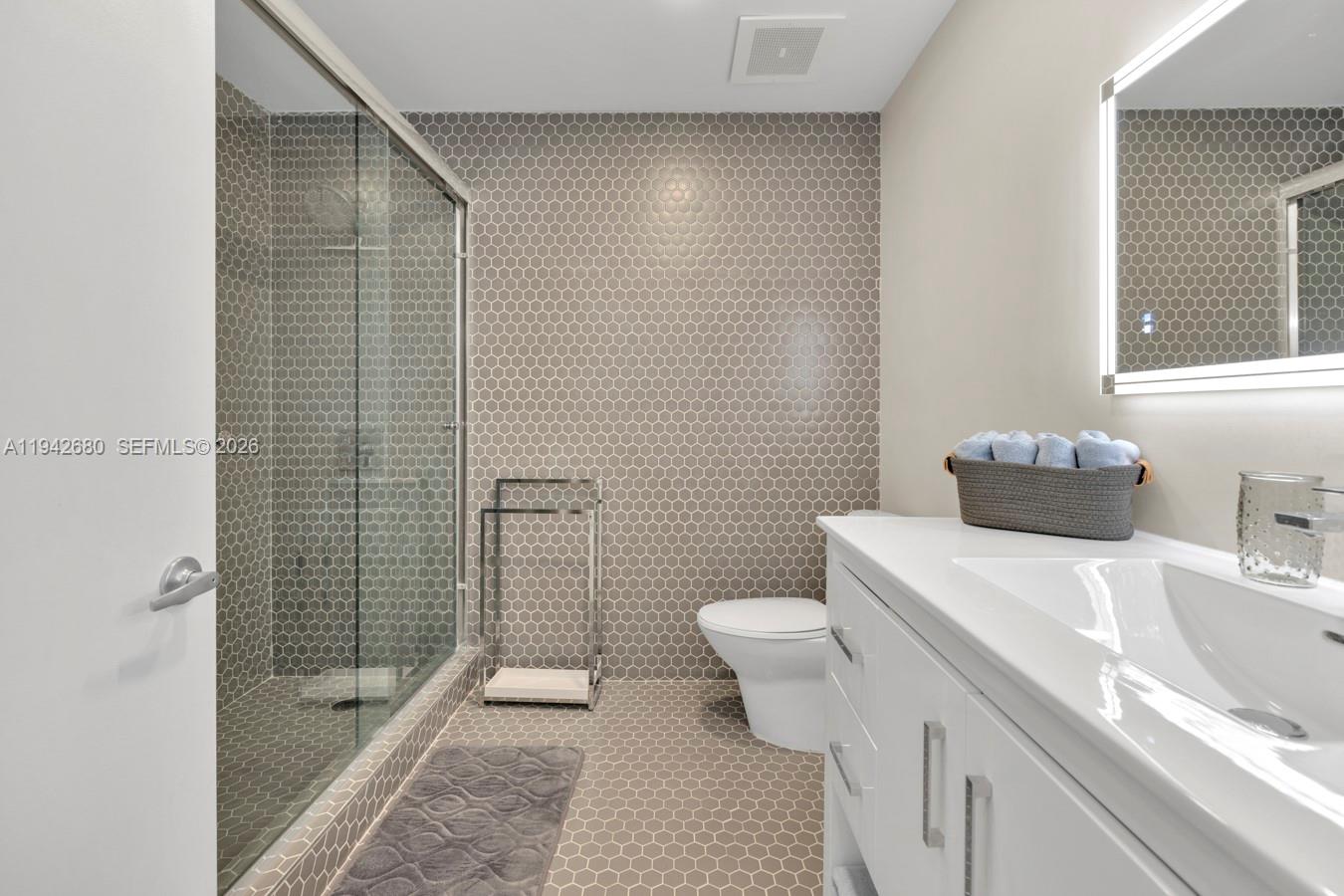 3029 Ne 188 Street 711 Property Photo 25