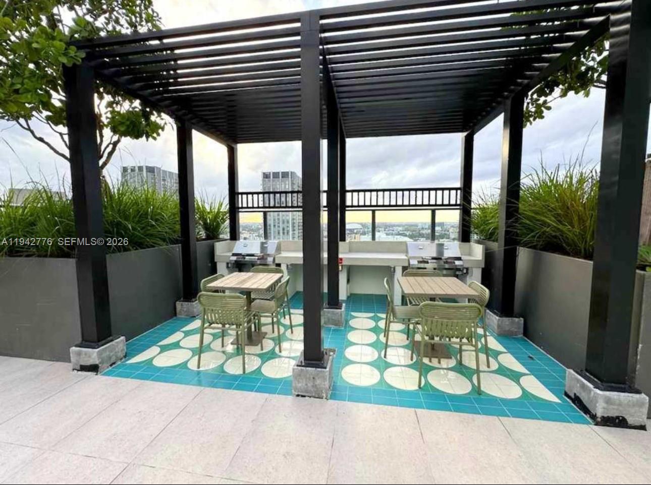 601 N Miami Avenue 901 Property Photo 4