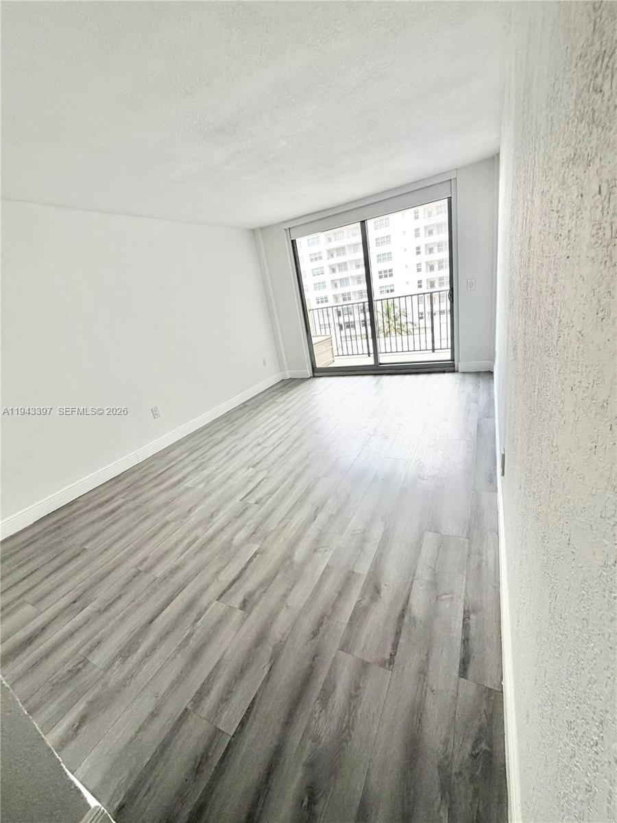 9273 Collins Avenue 501 Property Photo 2