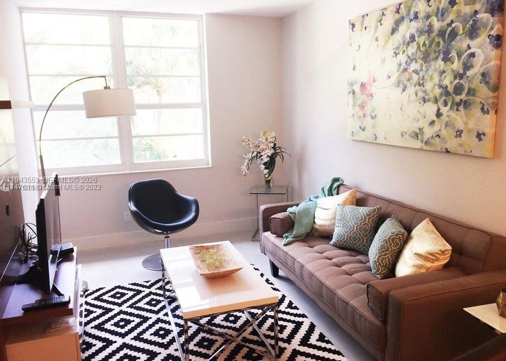 100 Lincoln Road 426 Property Photo 1