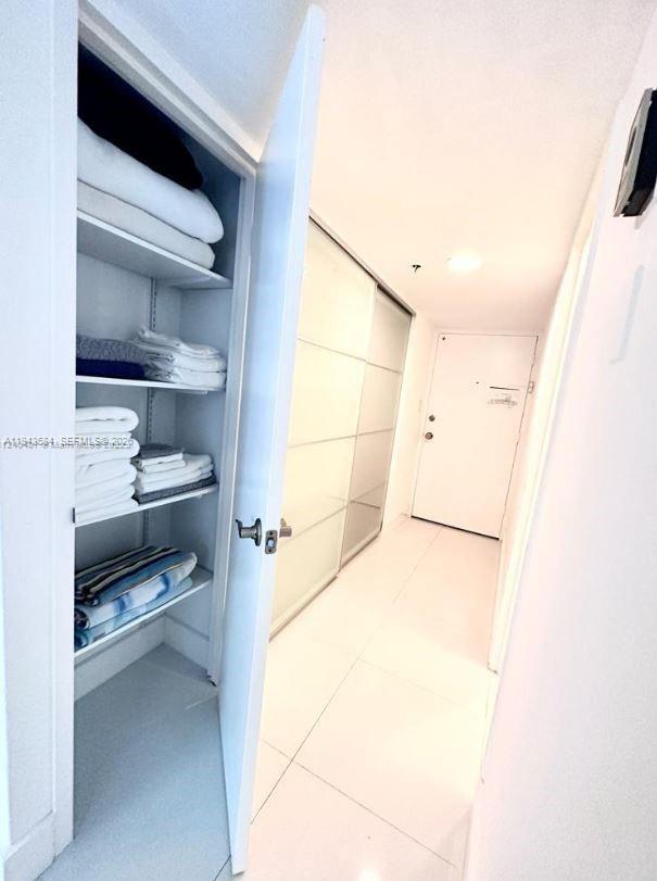 100 Lincoln Road 526 Property Photo 5