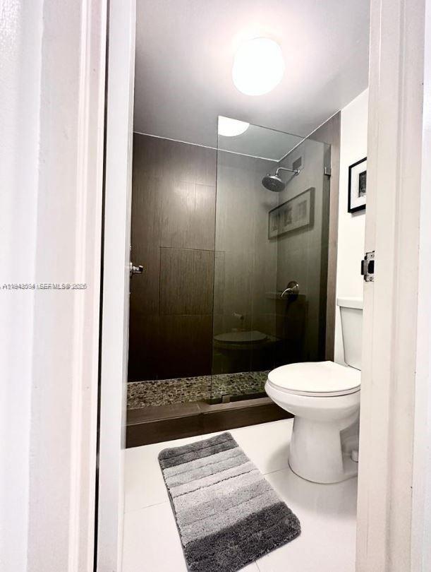 100 Lincoln Road 526 Property Photo 10