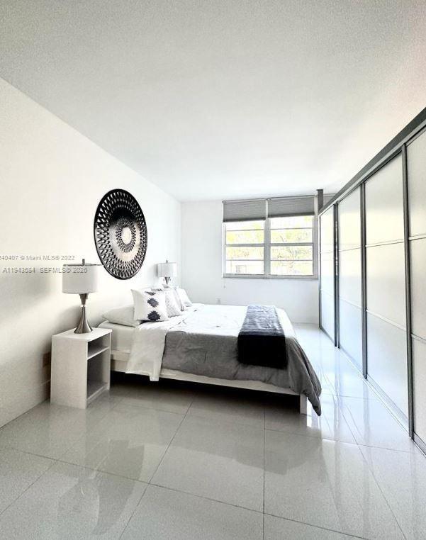 100 Lincoln Road 526 Property Photo 18