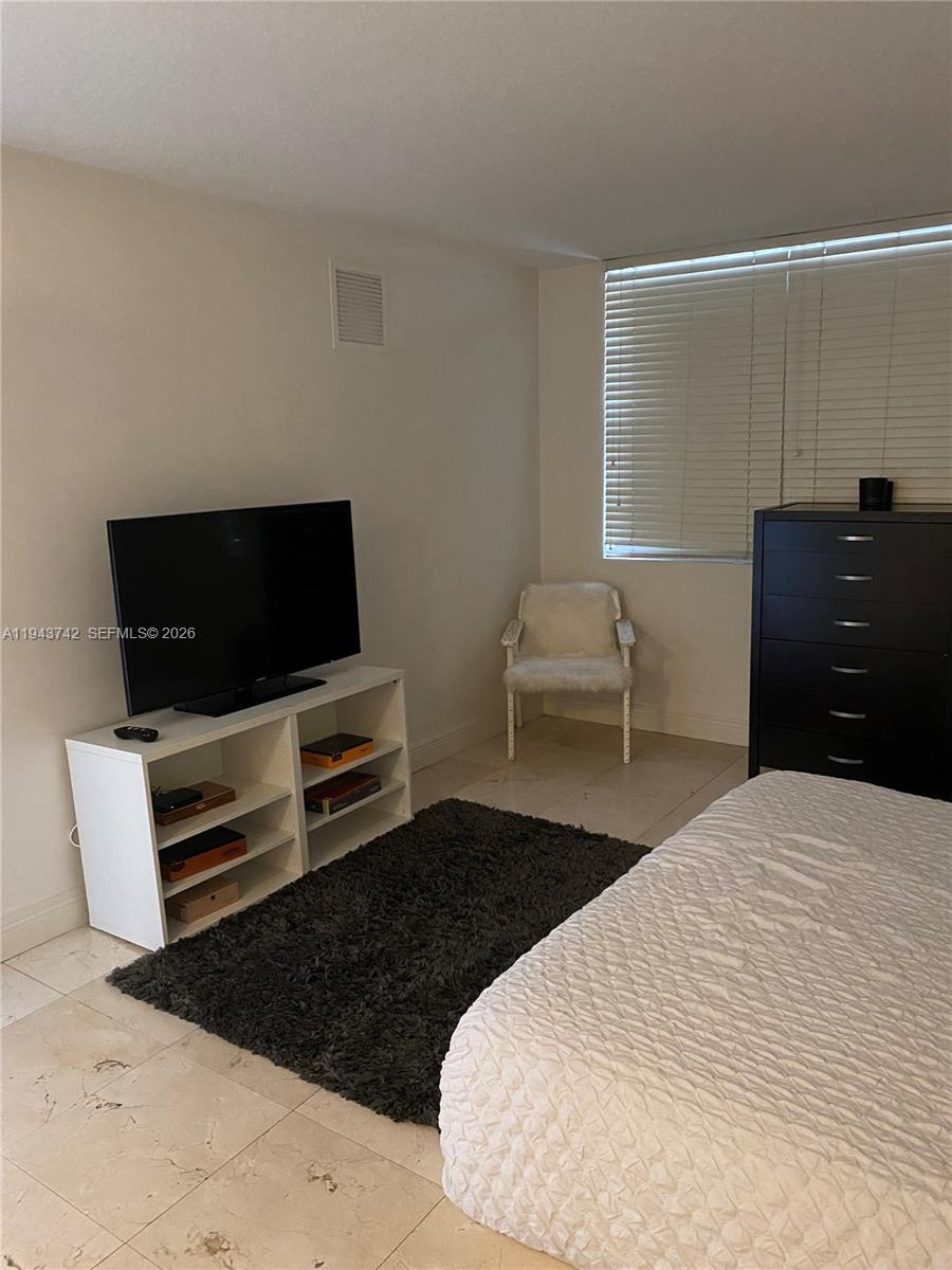 6917 Collins Avenue 426 Property Photo 8