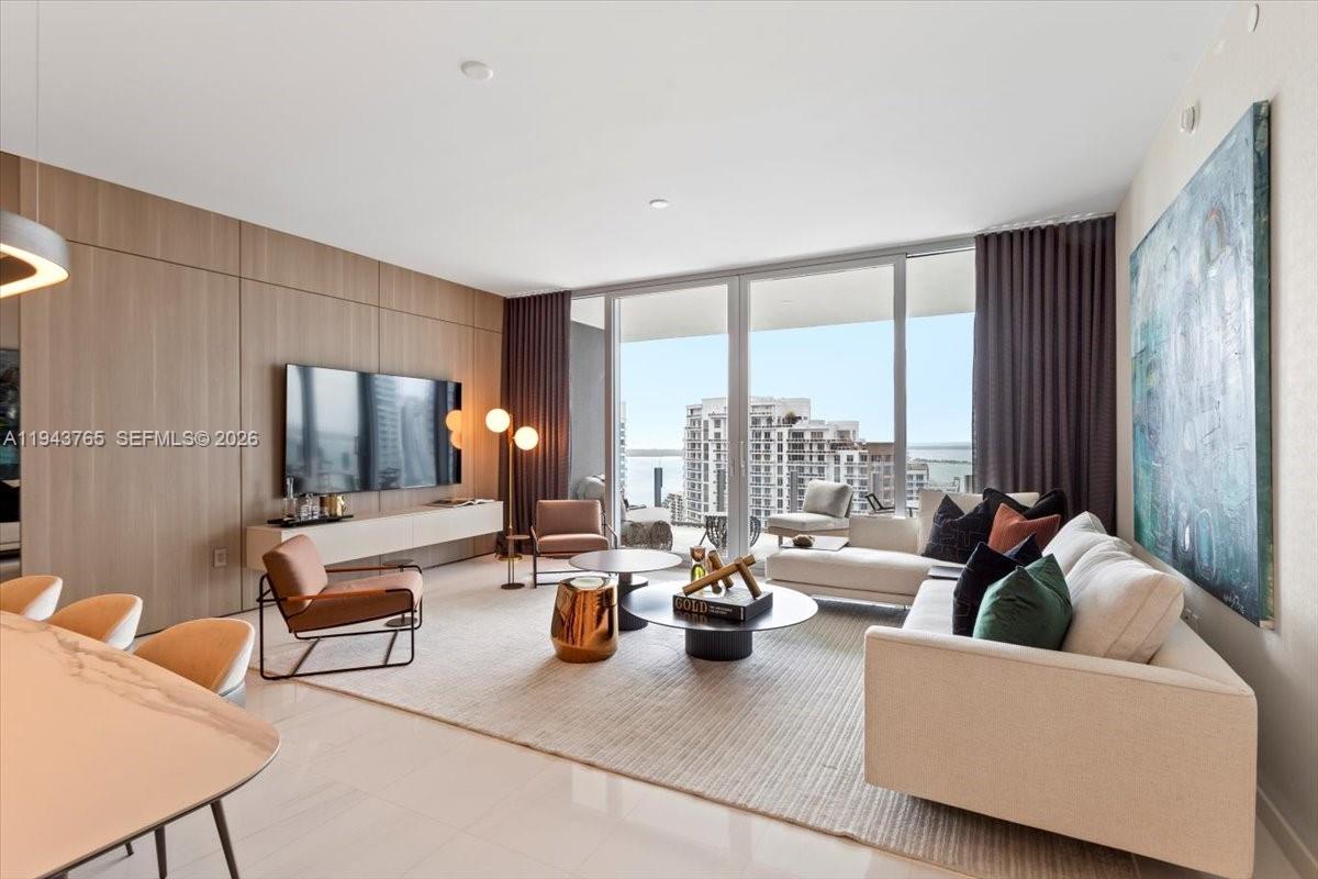 300 Biscayne Blvd Way 3403 Property Photo 5