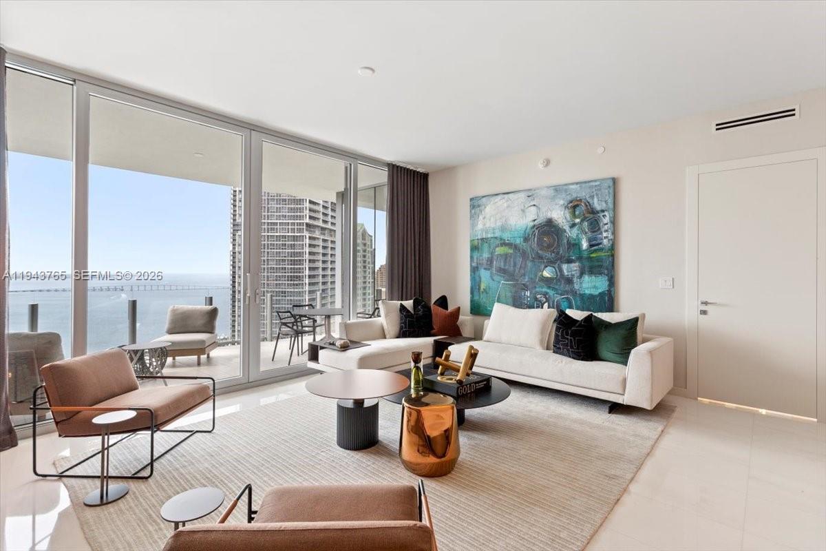 300 Biscayne Blvd Way 3403 Property Photo 23