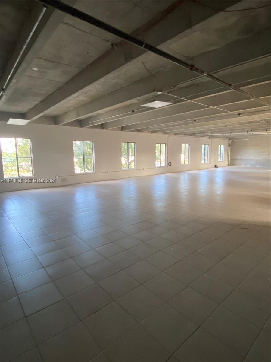 A11944088 Property Photo 4