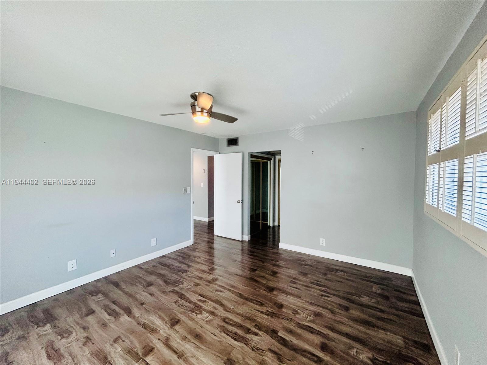 2300 Park Lane 201 Property Photo 15