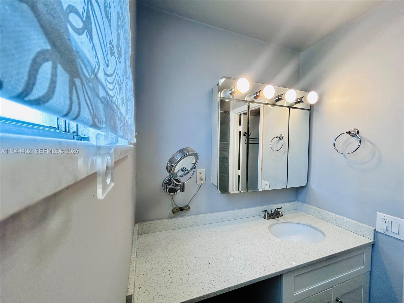 2300 Park Lane 201 Property Photo 20