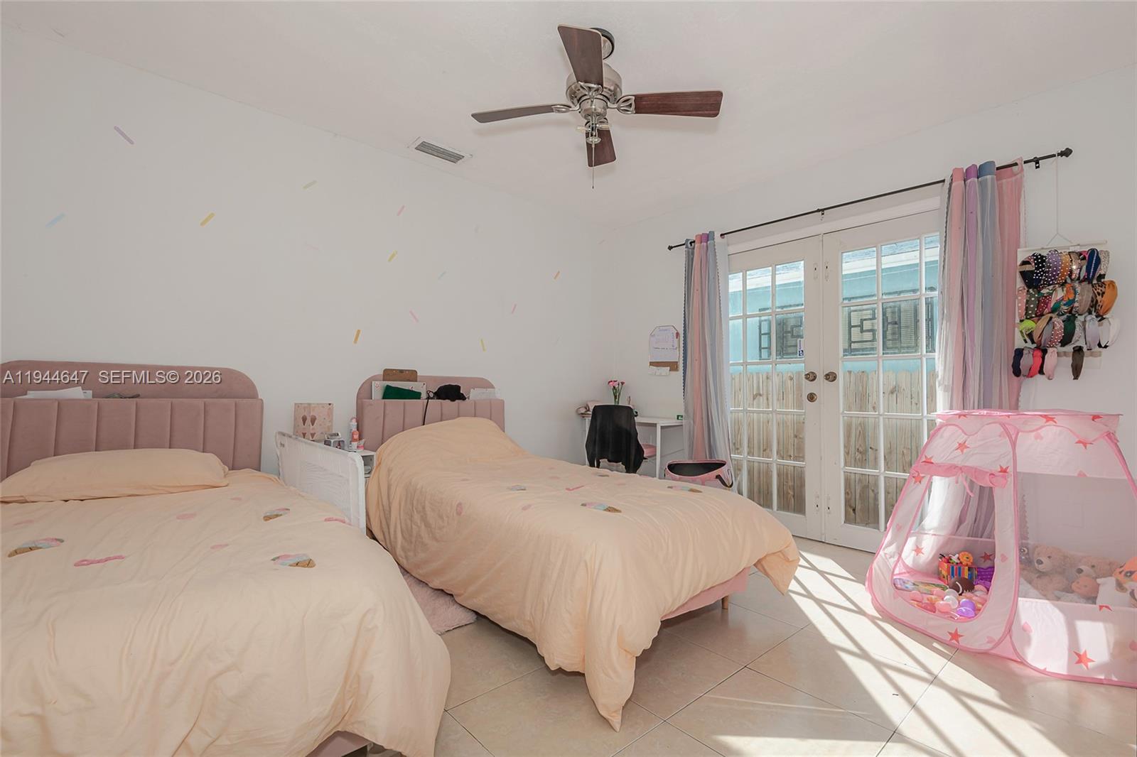 8950 Harding Avenue Property Photo 13