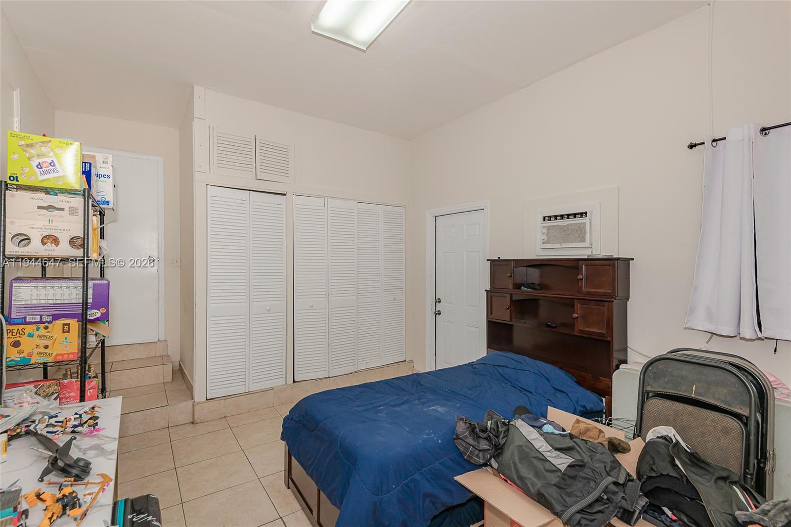 8950 Harding Avenue Property Photo 19