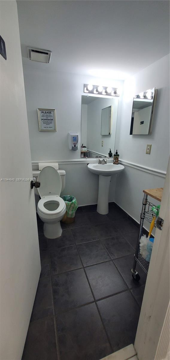 2100 Nw 93rd Avenue Property Photo 34