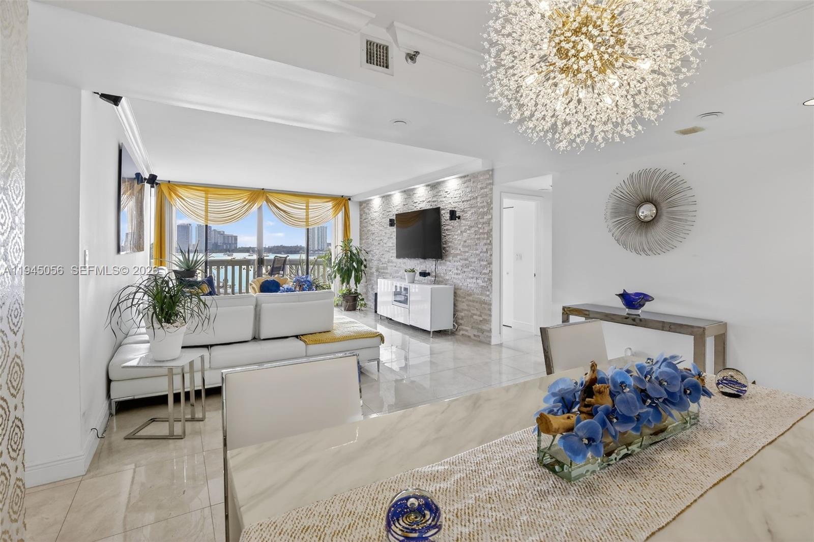 1000 Island Boulevard 312 Property Photo 1