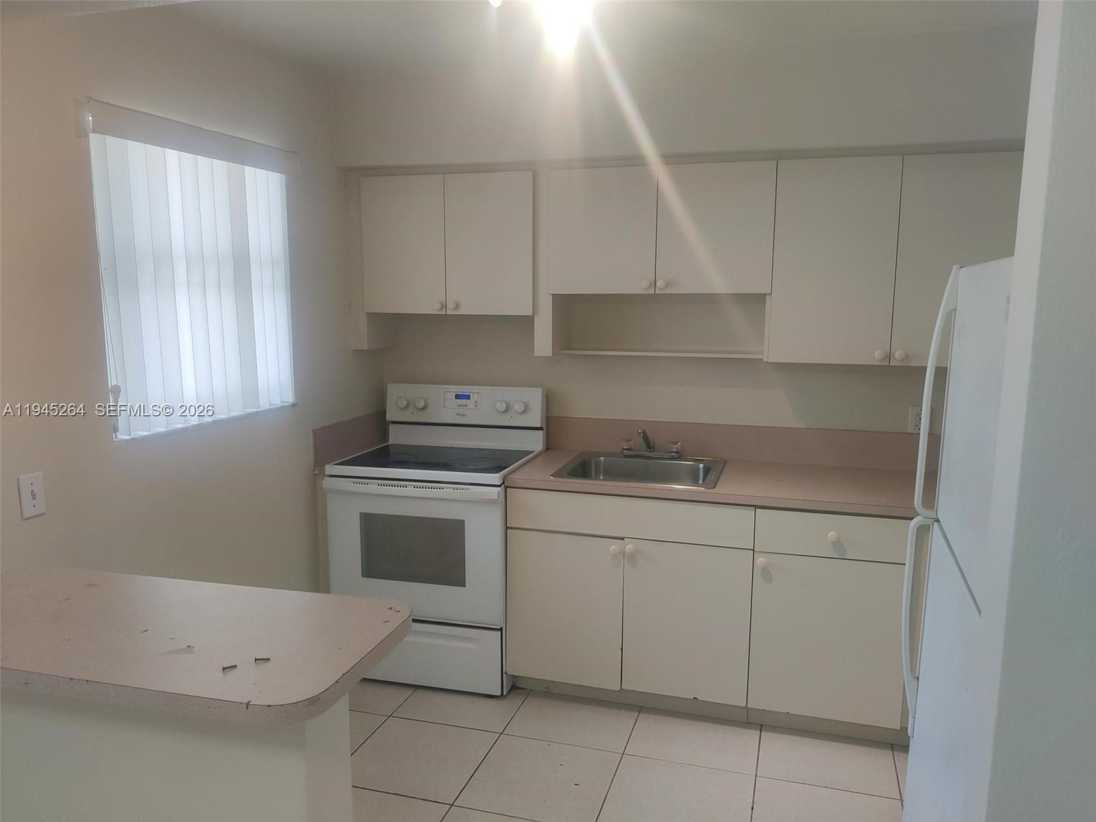 844 Sw 10th Street Property Photo 16