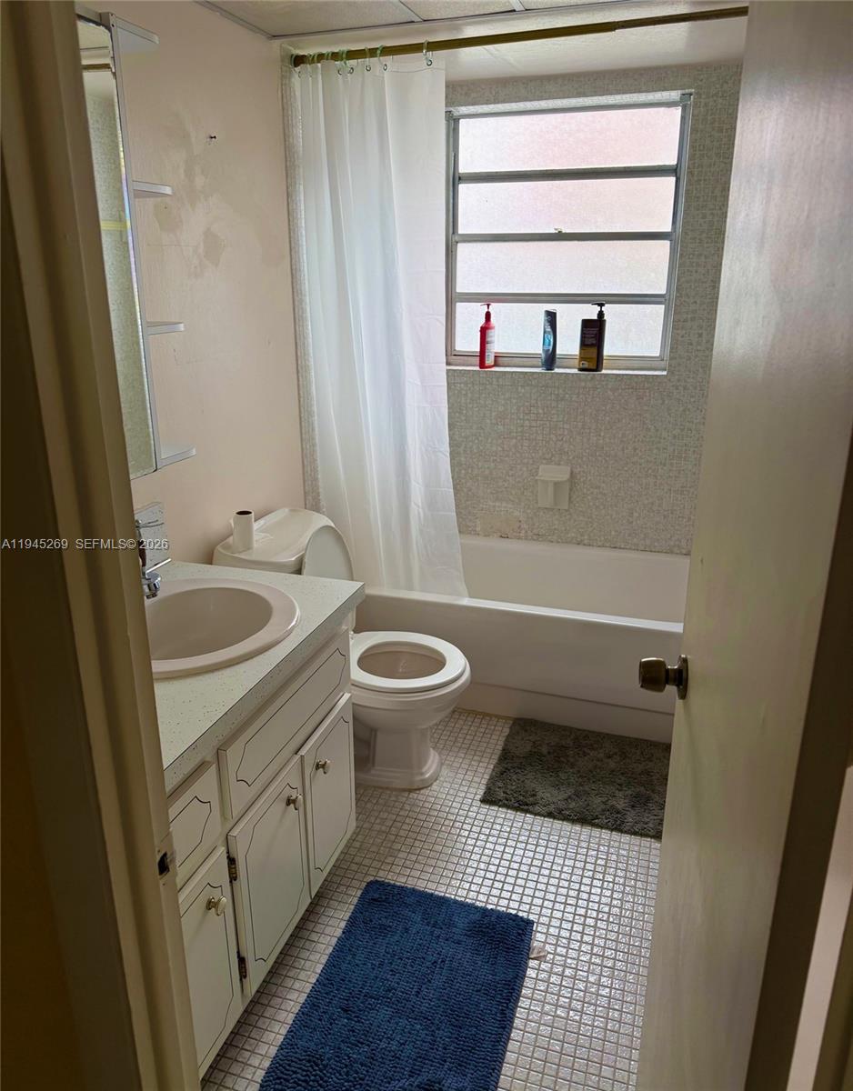 A11945269 Property Photo 16