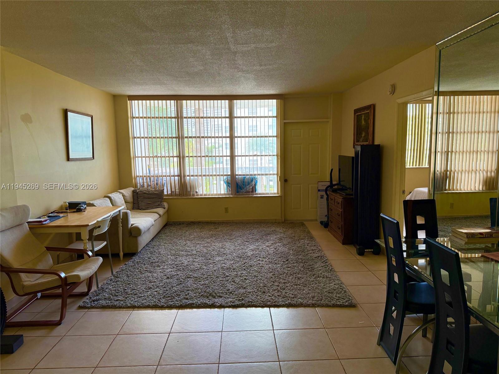 A11945269 Property Photo 22