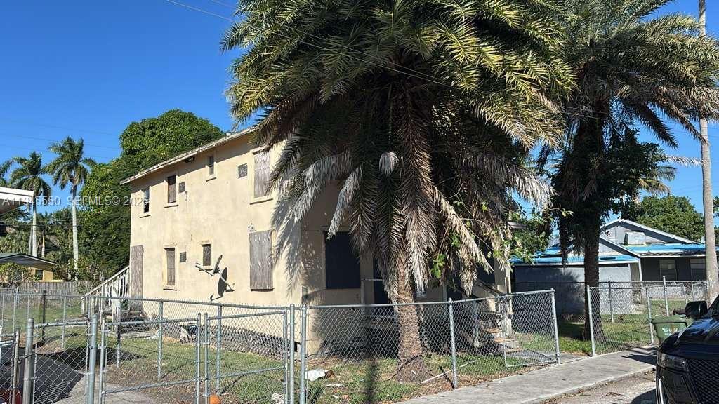 263 Carissa Drive Property Photo 2
