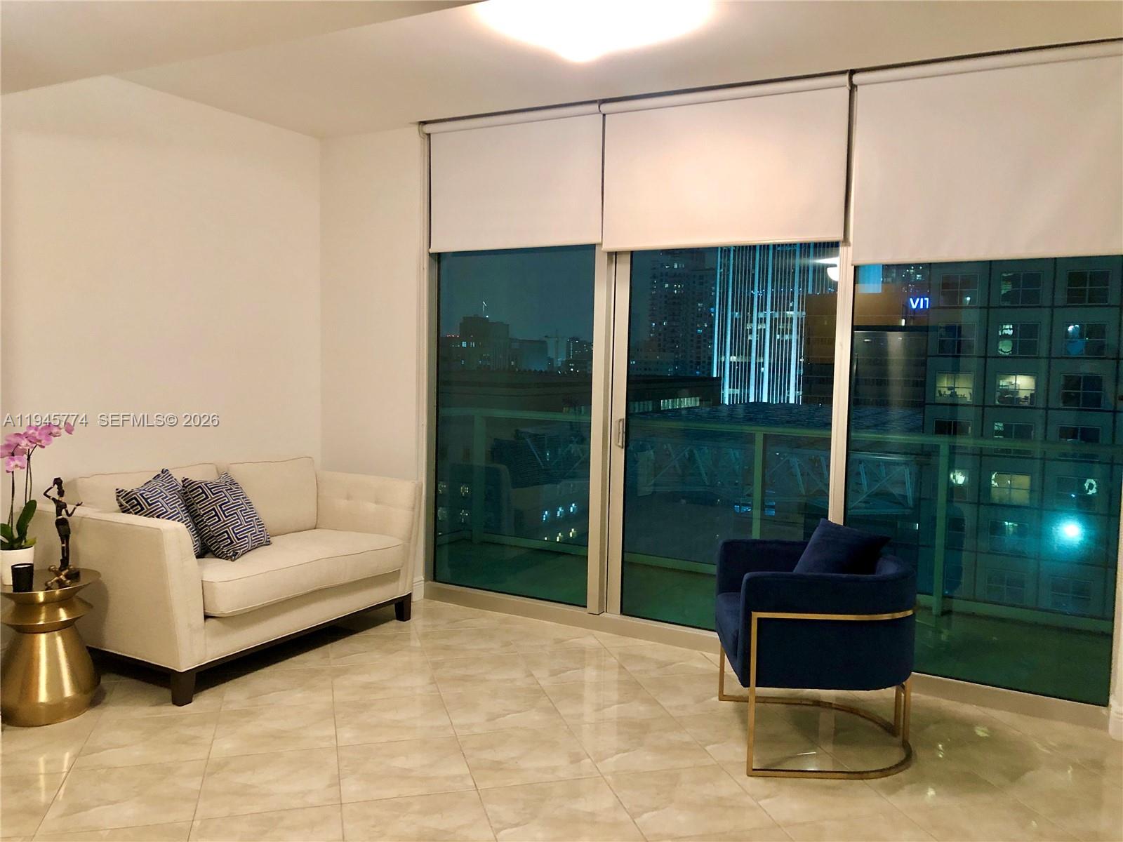 300 S Biscayne Boulevard T-1803 Property Photo 15