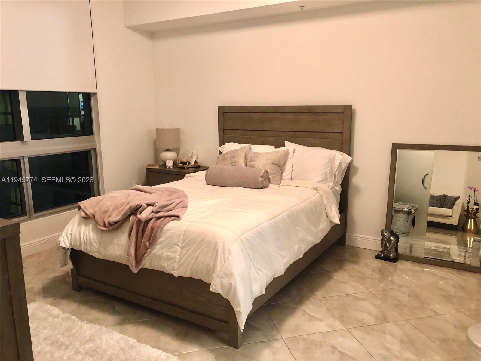 300 S Biscayne Boulevard T-1803 Property Photo 16
