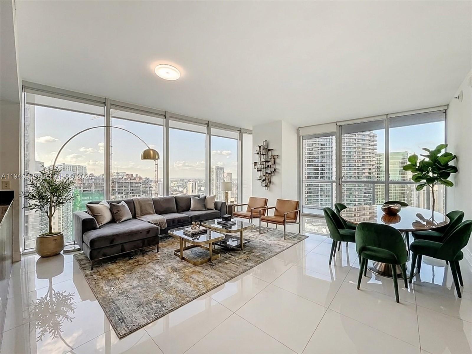 475 Brickell Avenue 4215 Property Photo 11