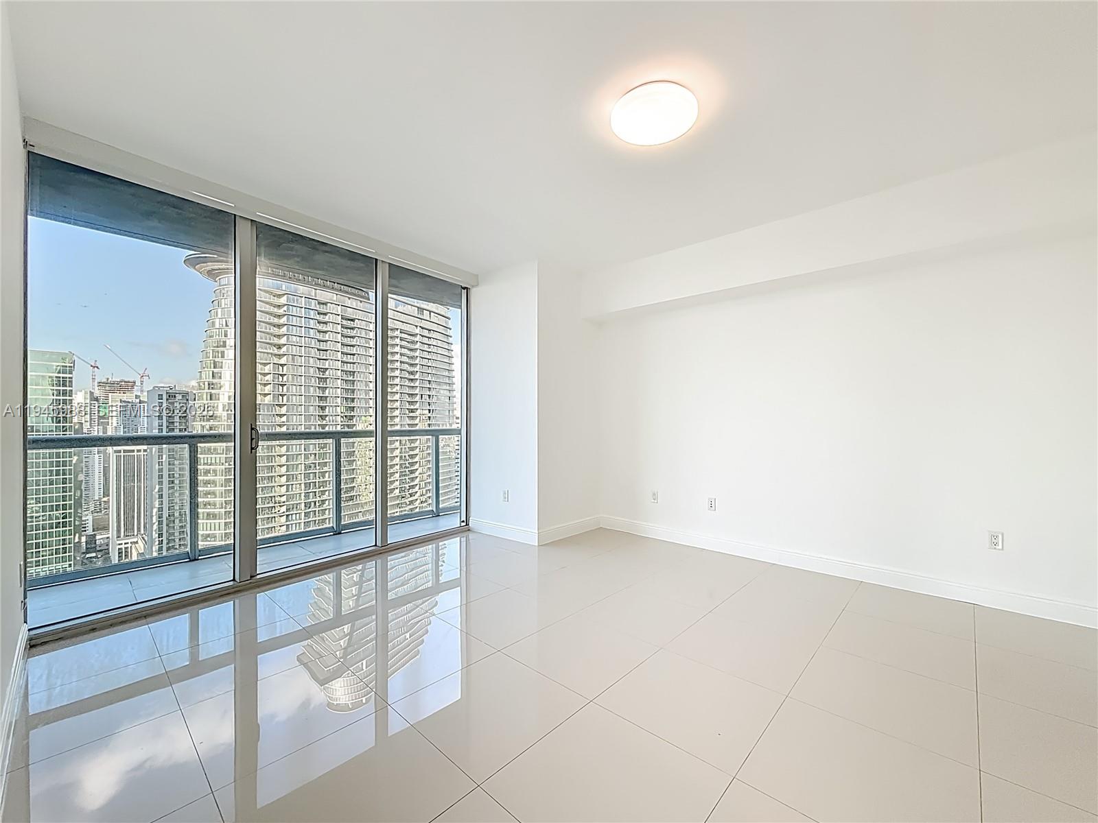 475 Brickell Avenue 4215 Property Photo 16
