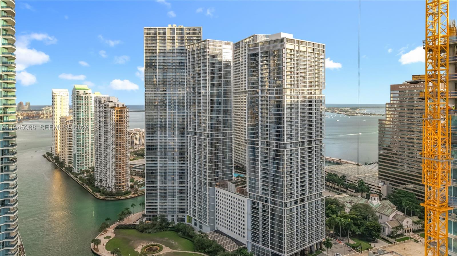 475 Brickell Avenue 4215 Property Photo 28