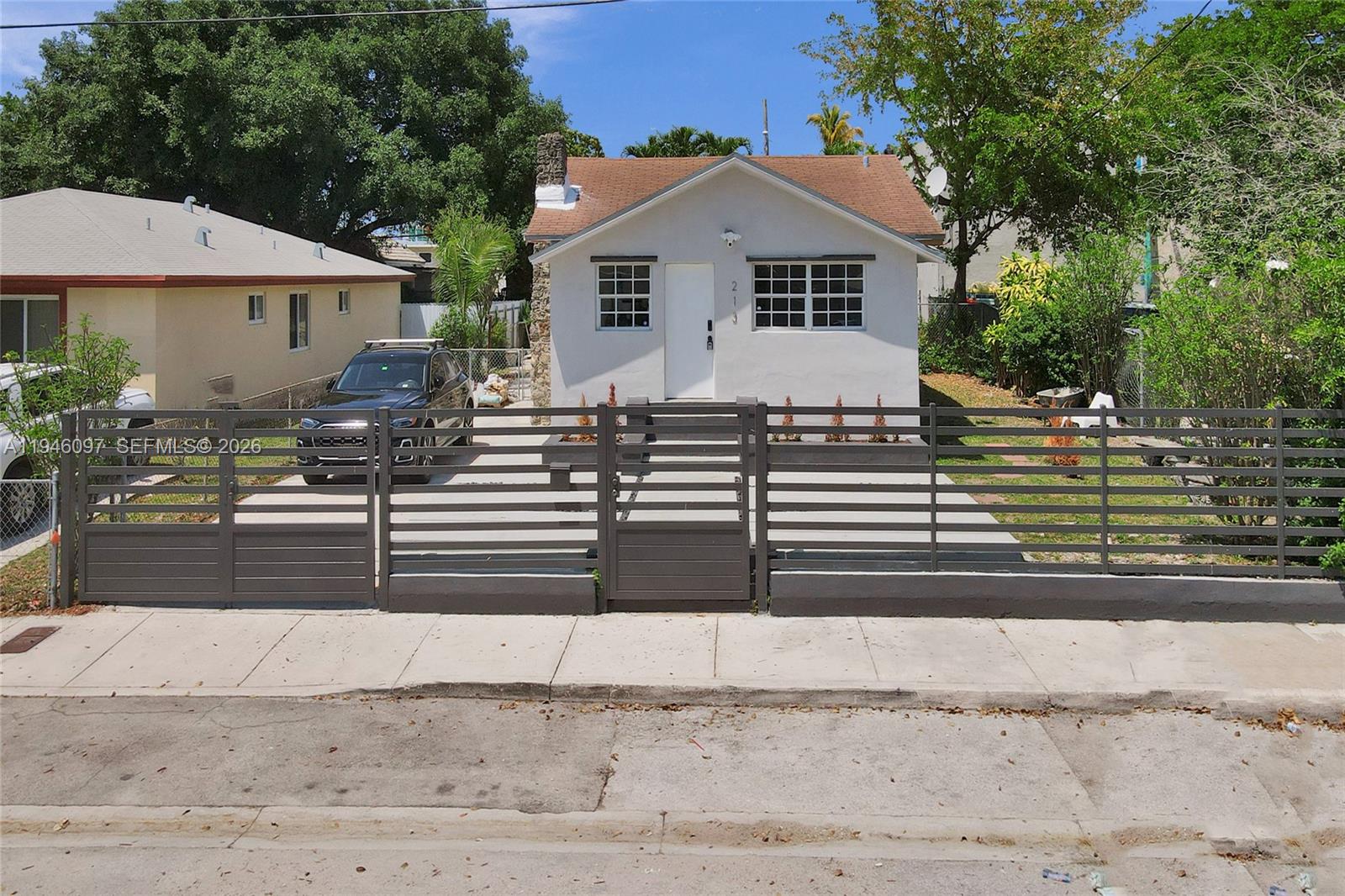213 Nw 34th Terrace Property Photo 1