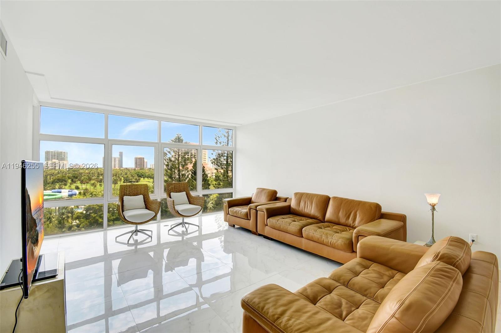 20100 W Country Club Drive 1005