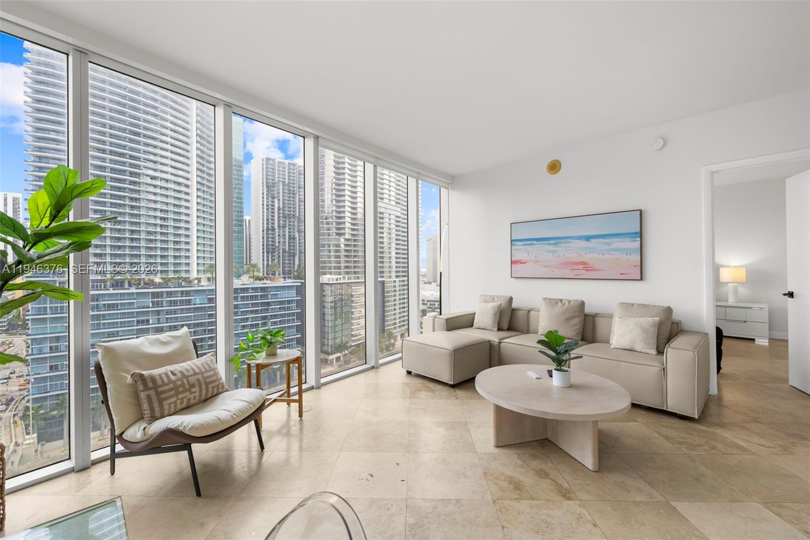 485 Brickell Avenue 1804 Property Photo 1