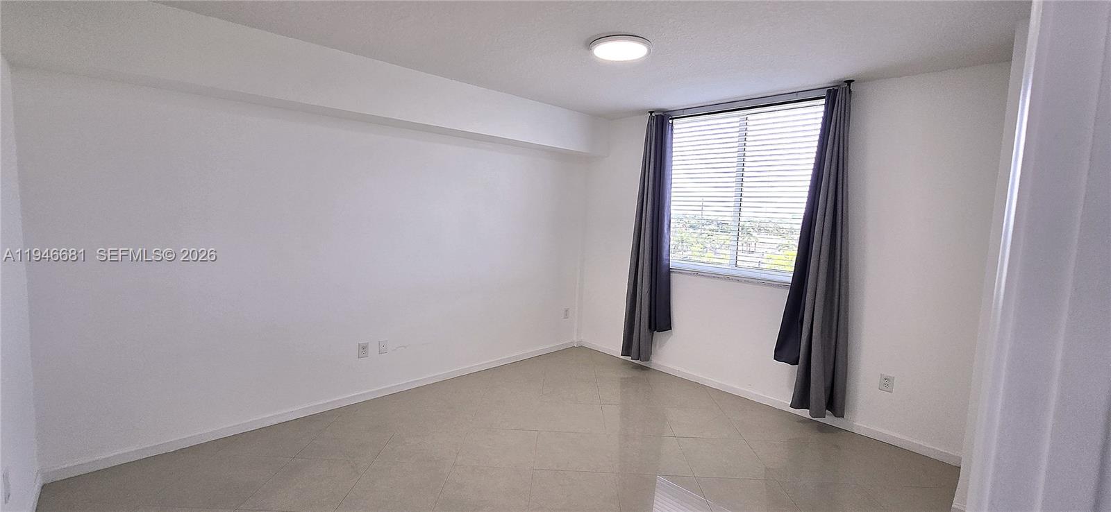 2775 Ne 187th Street 506 Property Photo 16