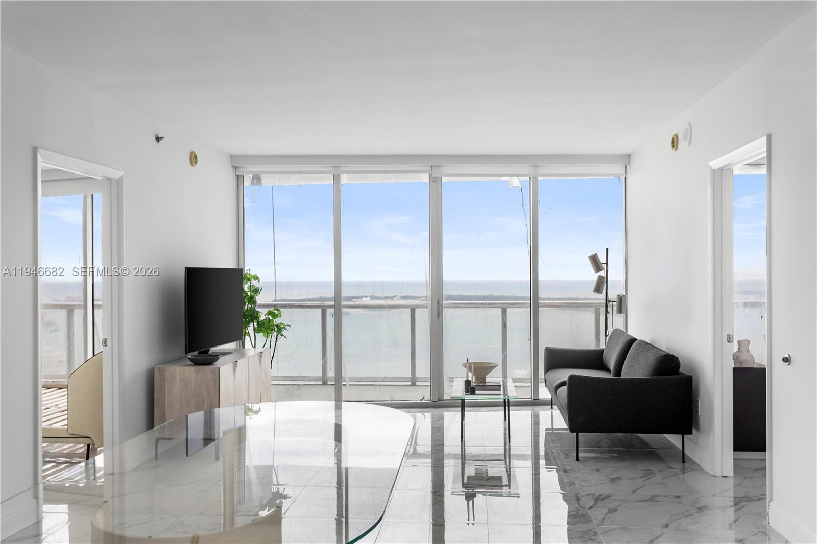 465 Brickell Avenue 5505 Property Photo 6