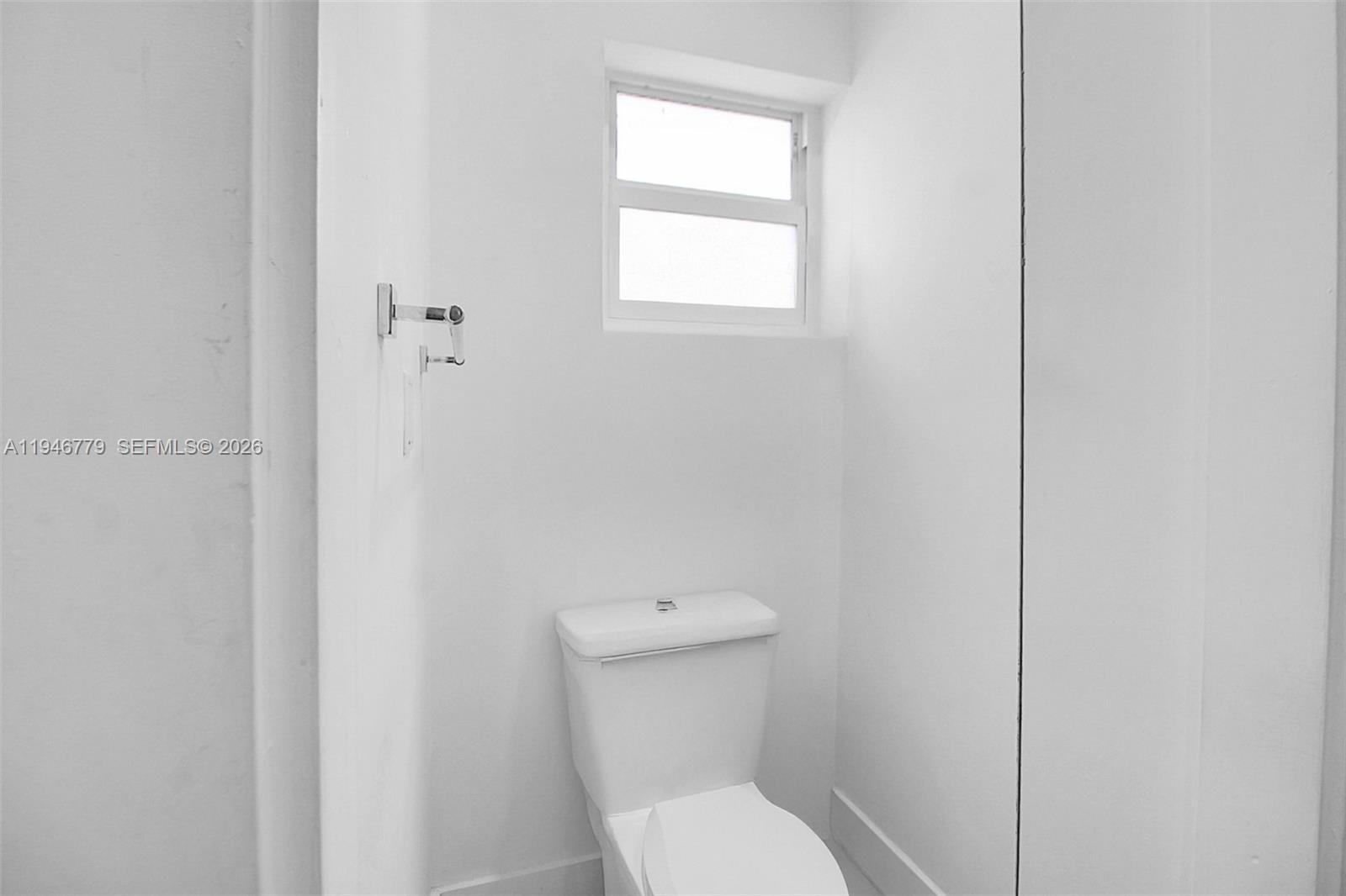 7961 Sw 198th Street Property Photo 5
