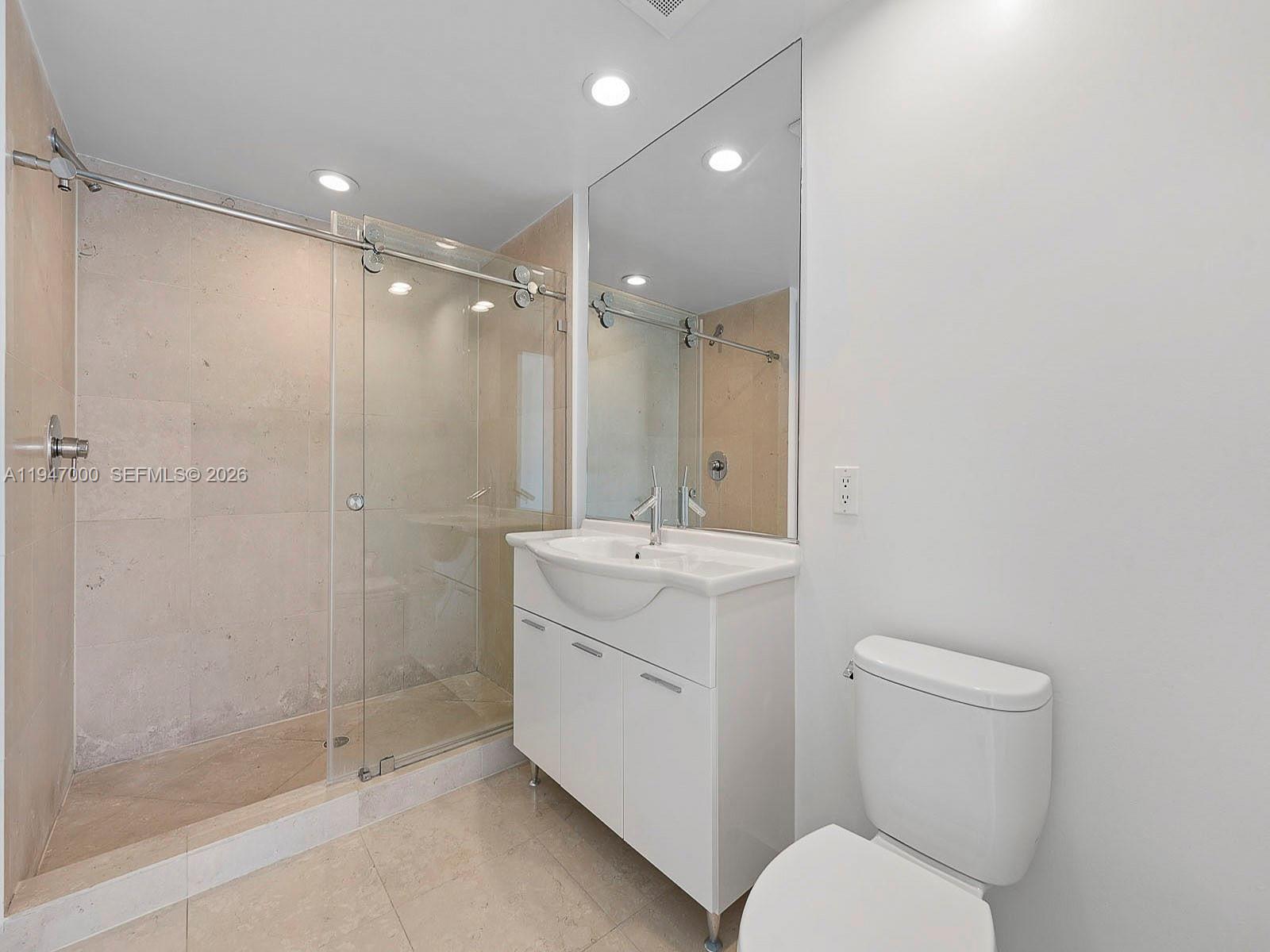 495 Brickell Avenue 1801 Property Photo 8