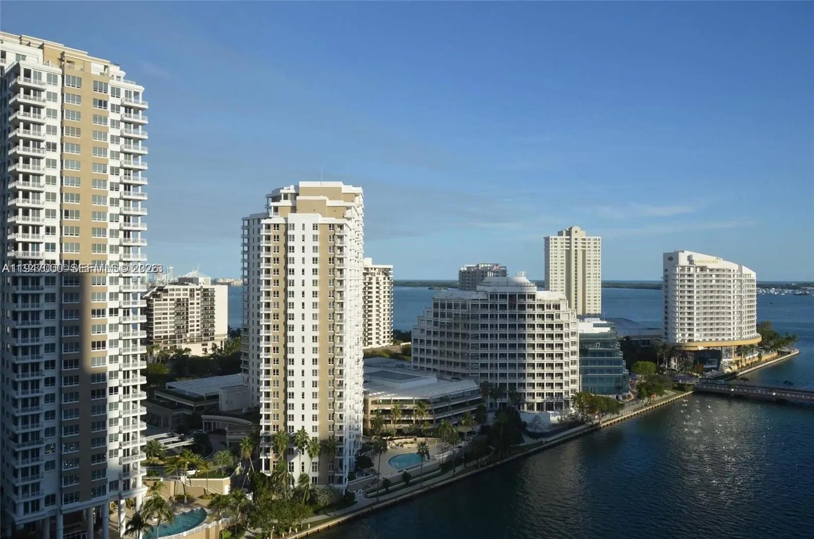495 Brickell Avenue 1801 Property Photo 10