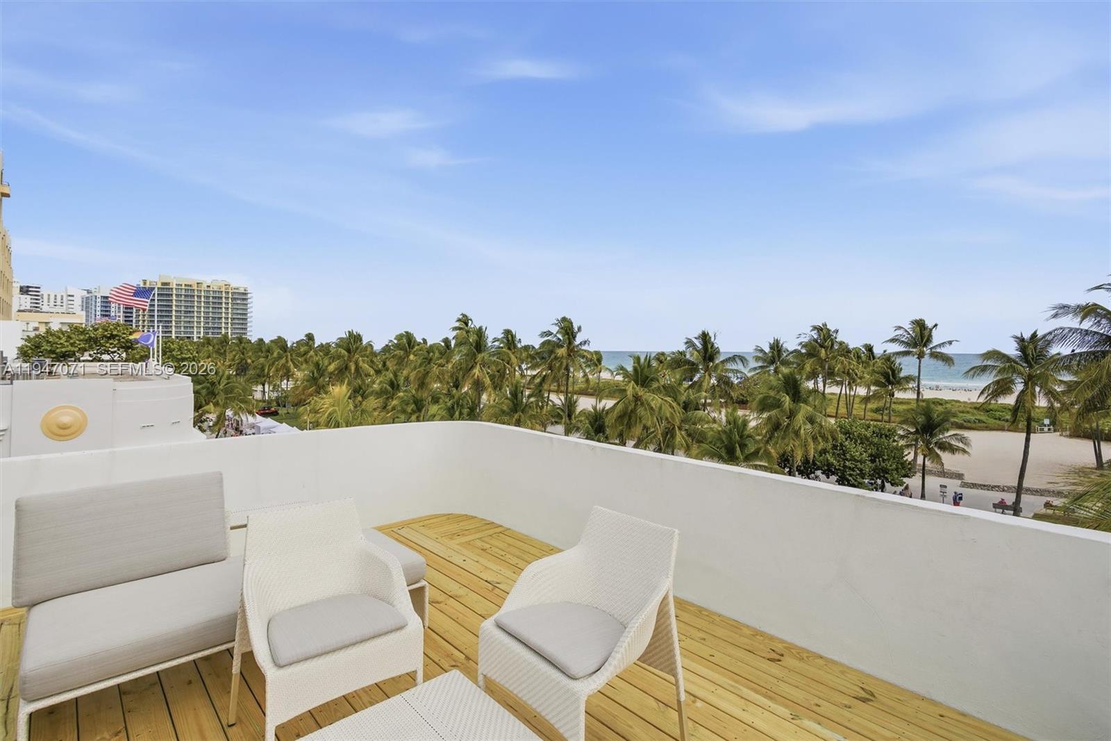 1250 Ocean Drive PH1
