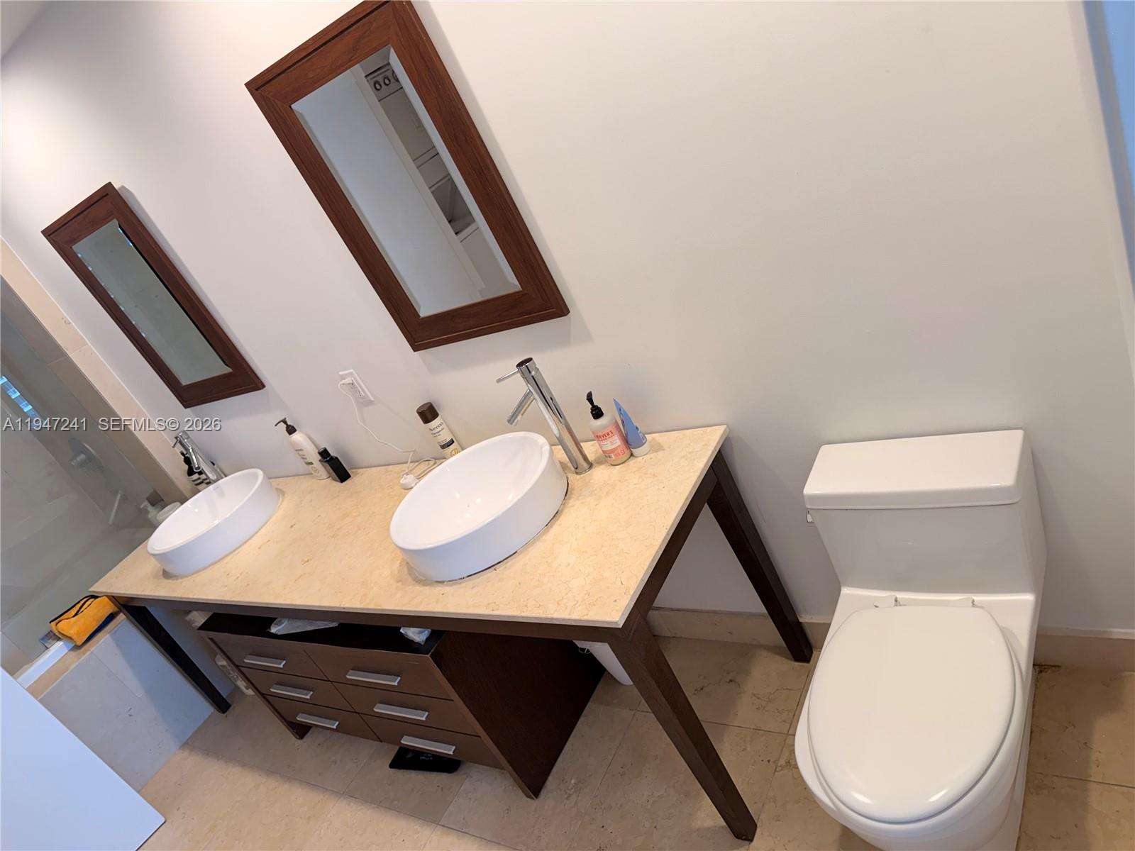 465 Brickell Avenue 2906 Property Photo 31