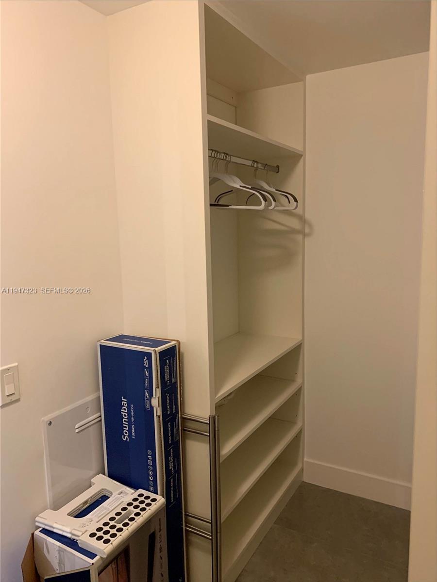 16385 Biscayne Boulevard 1417 Property Photo 10