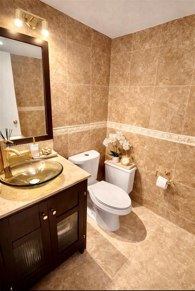 801 Three Islands Boulevard 411 Property Photo 6