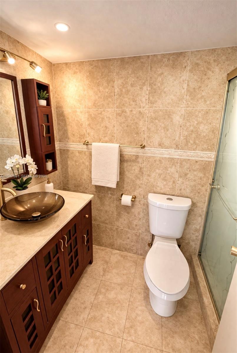 801 Three Islands Boulevard 411 Property Photo 9