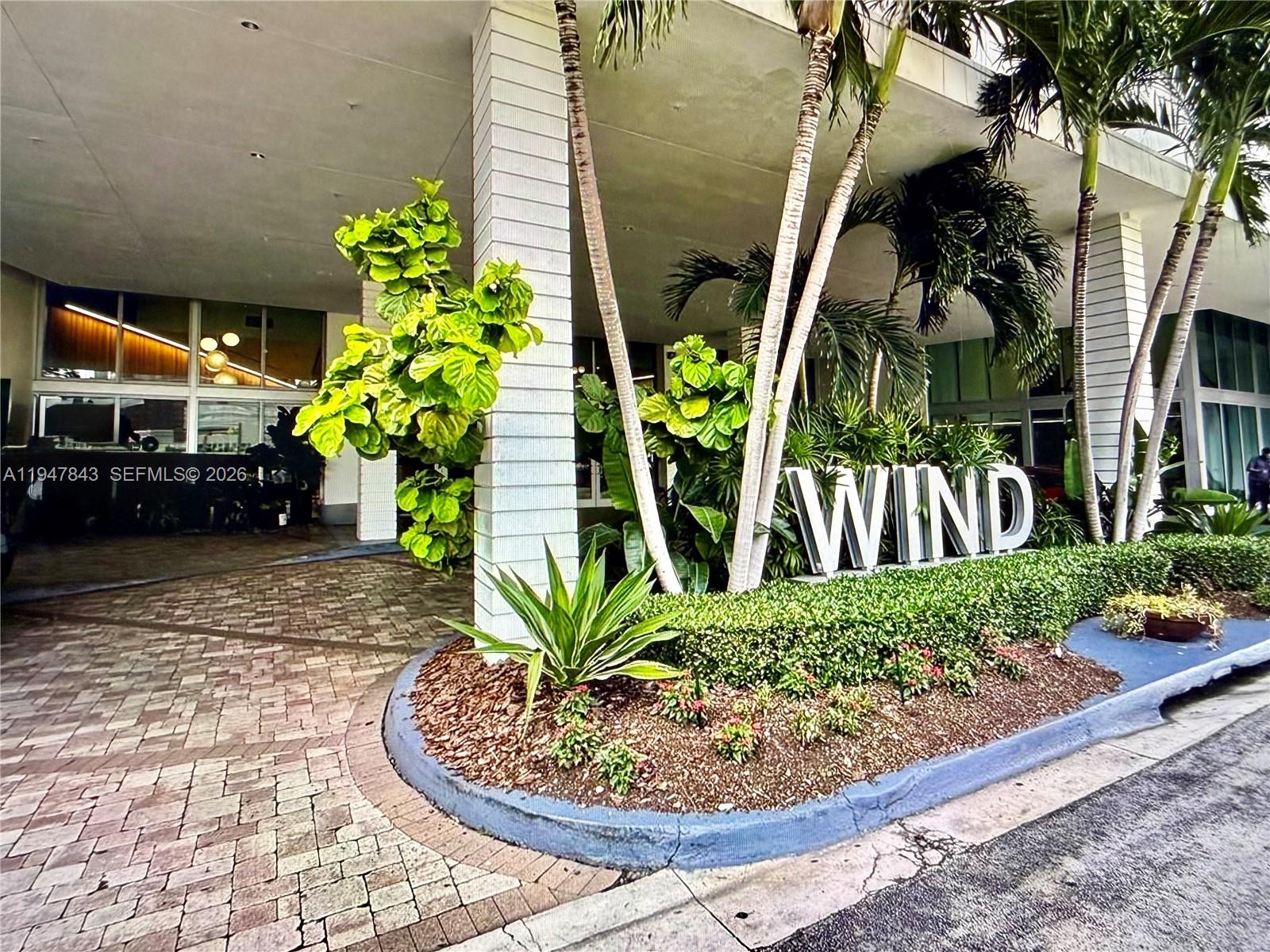 350 S Miami Avenue 3008 Property Photo 2