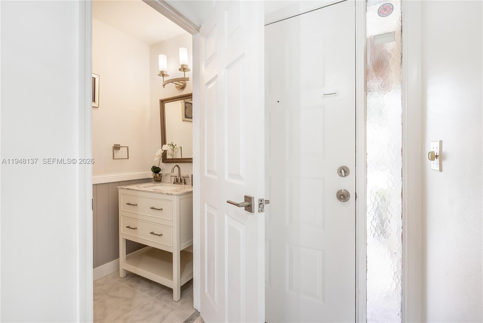 A11948137 Property Photo 12