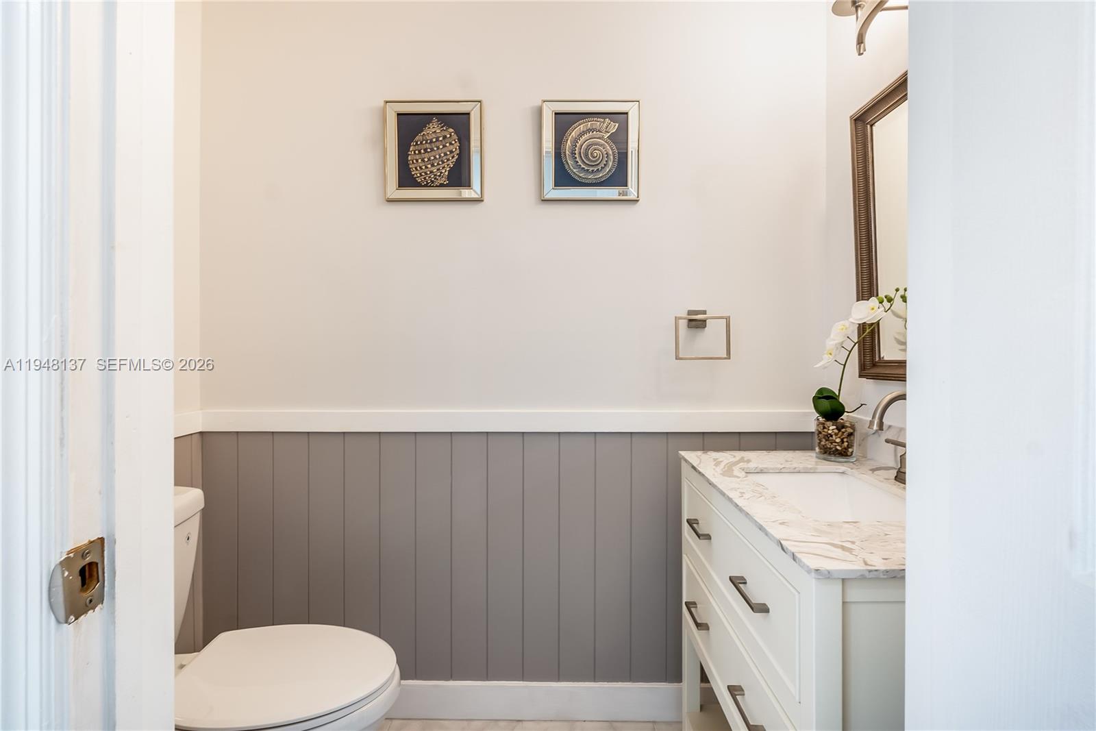 A11948137 Property Photo 13