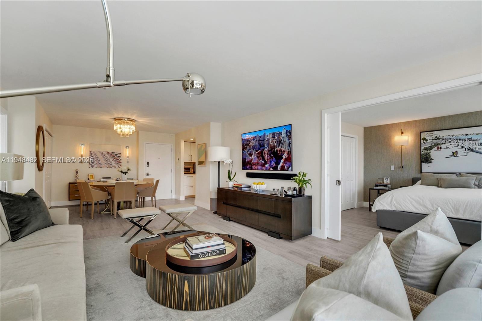 2030 S Ocean Drive 410 Property Photo 2