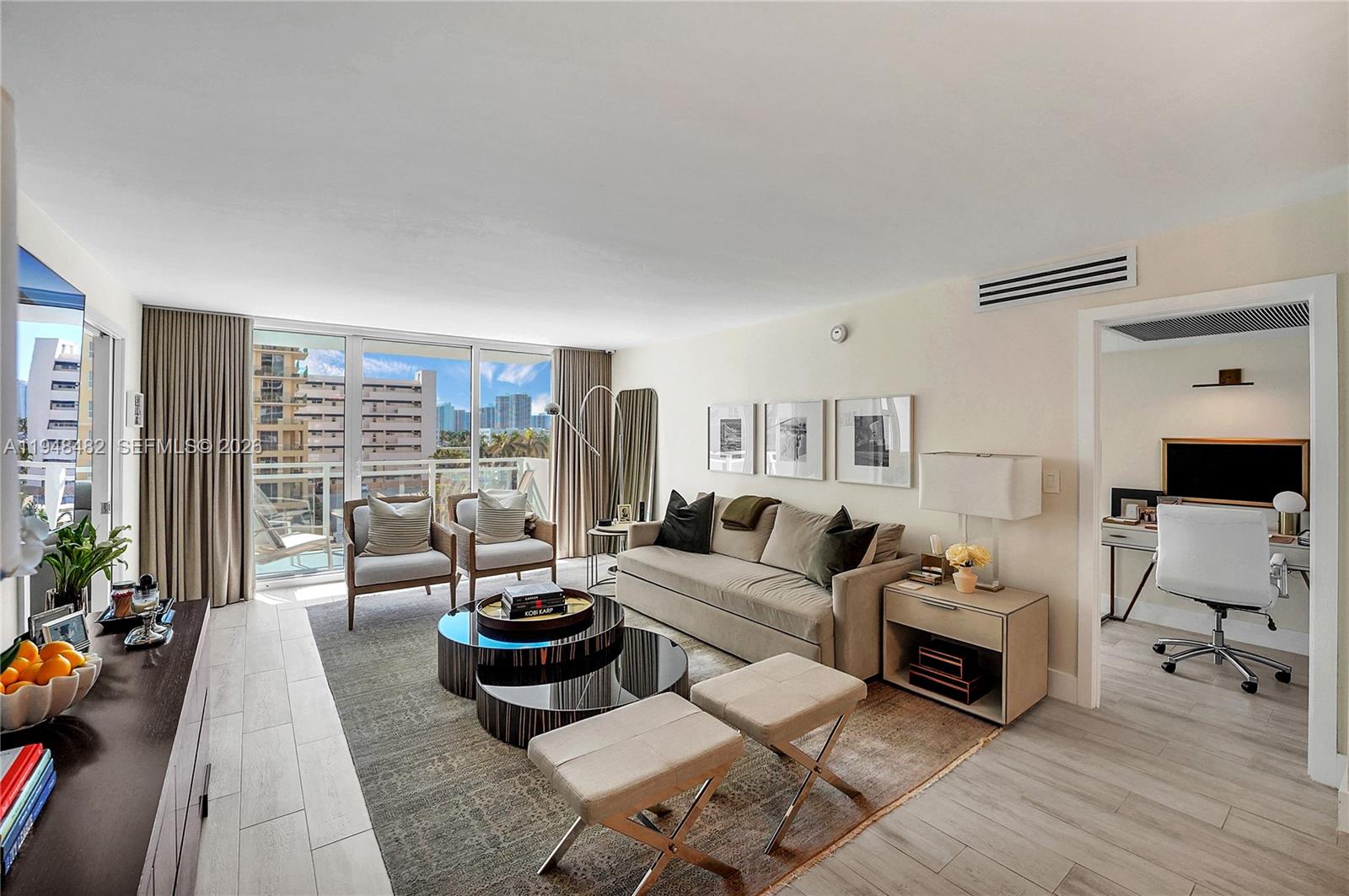 2030 S Ocean Drive 410 Property Photo 17