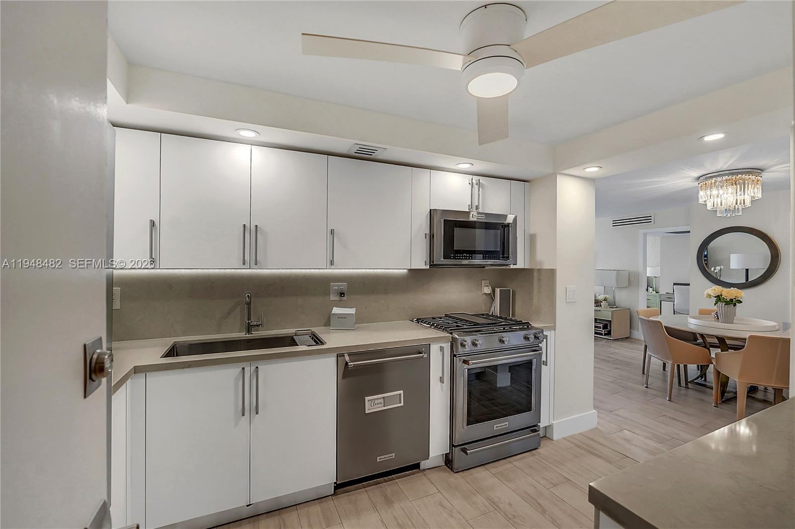 2030 S Ocean Drive 410 Property Photo 28