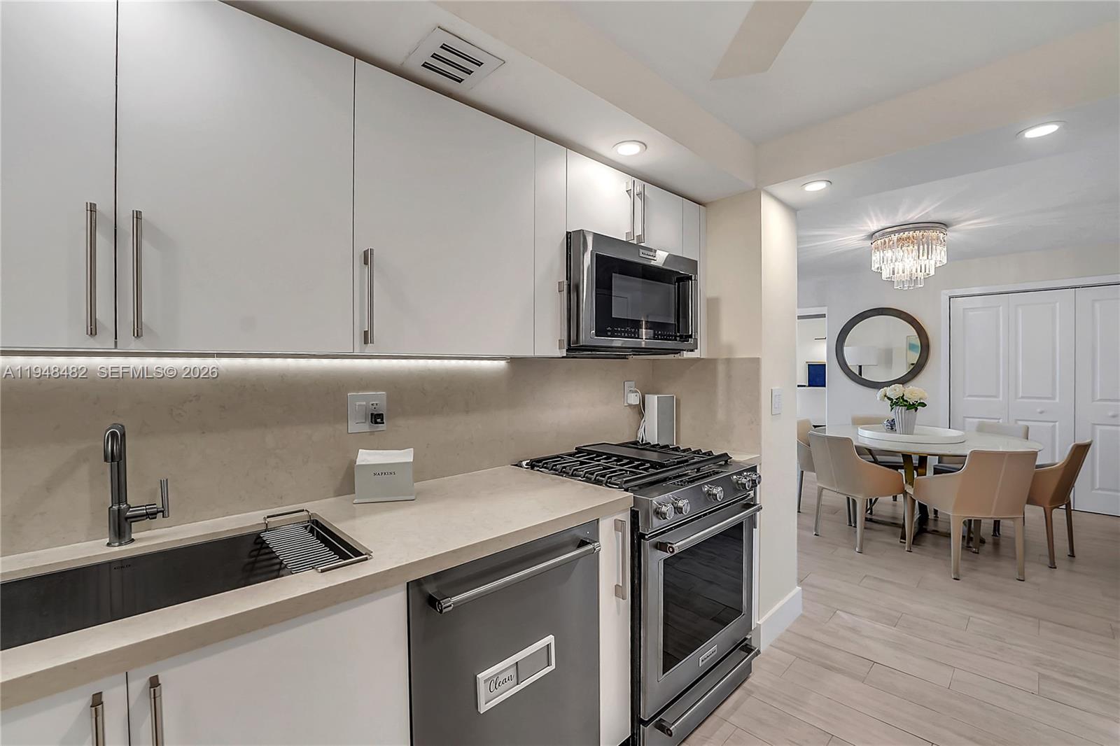2030 S Ocean Drive 410 Property Photo 29