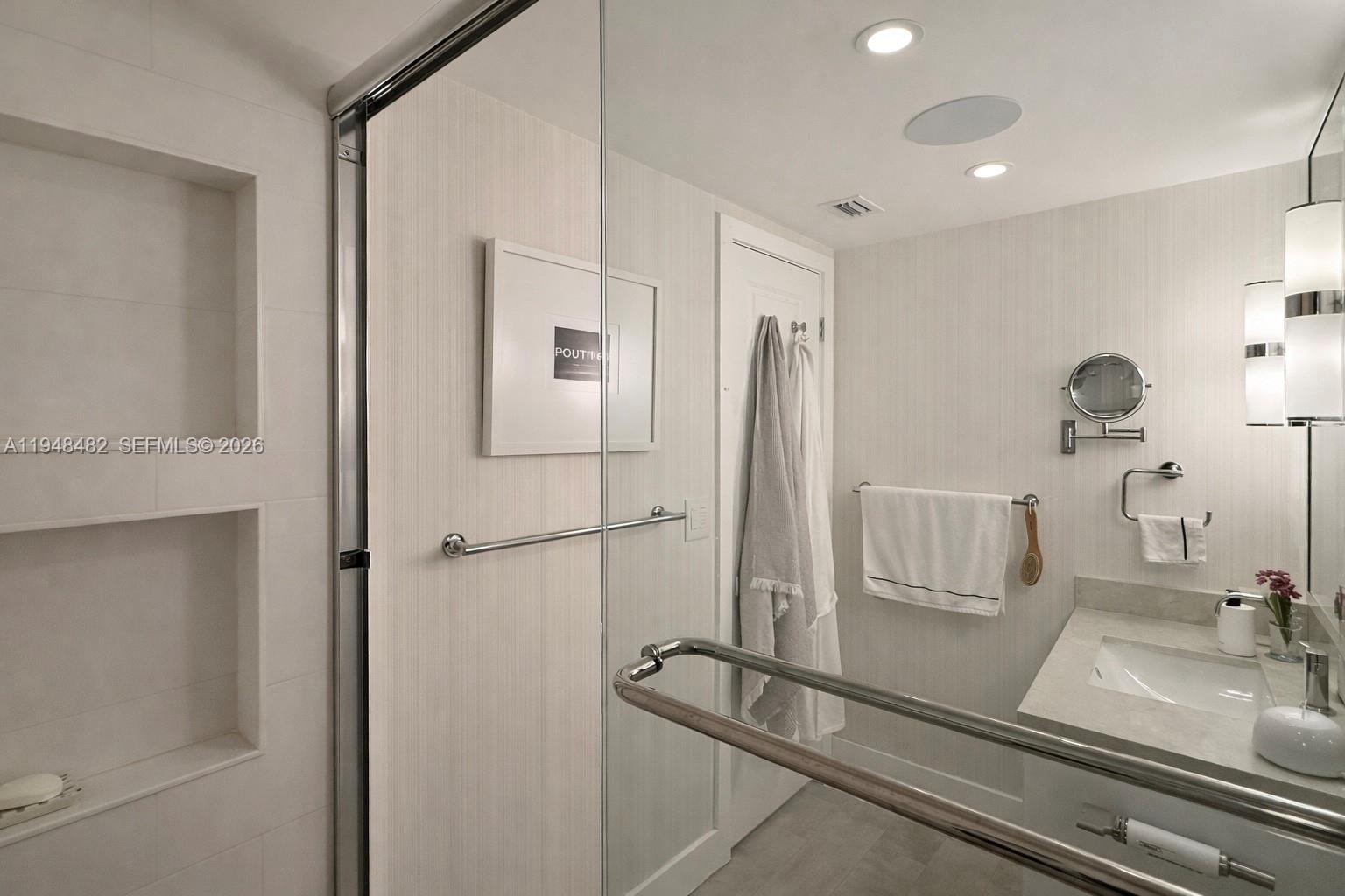 2030 S Ocean Drive 410 Property Photo 52