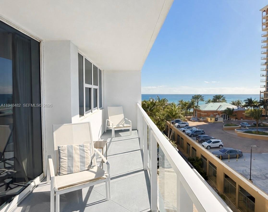 2030 S Ocean Drive 410 Property Photo 53